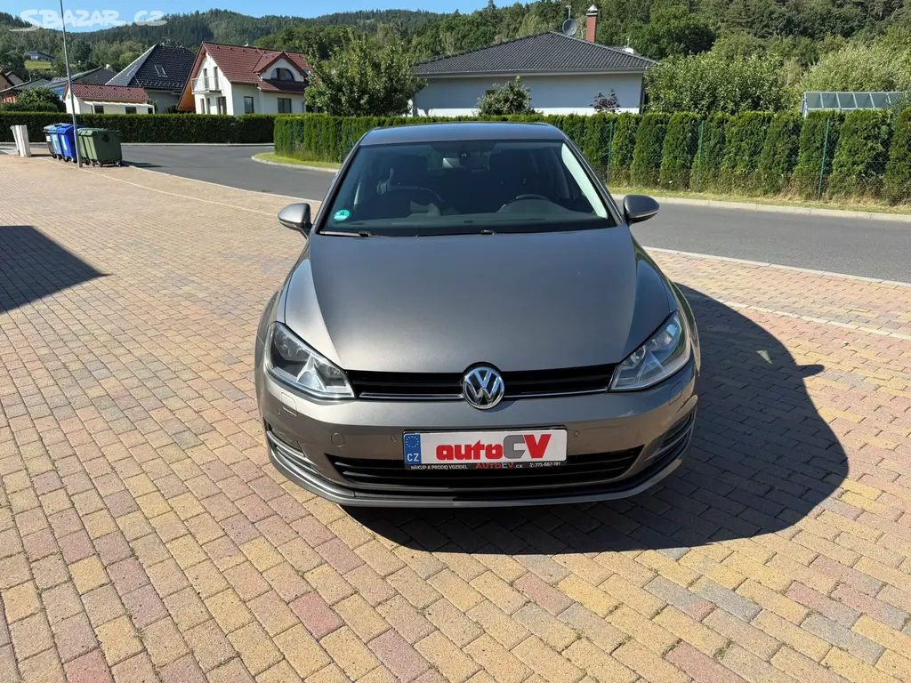 VW GOLF VII 1.4 TSI 90kW EA[telefon skryt]KM- - fotka 3
