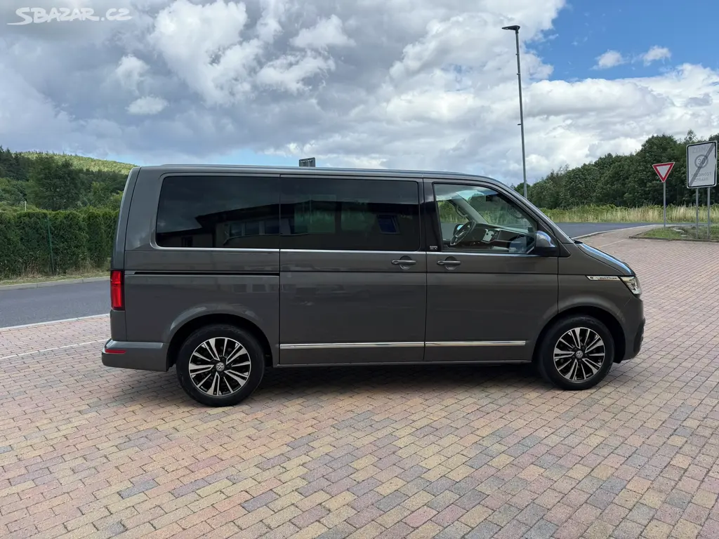 VW MULTIVAN T6.1 2.0 TDI 110kW DSG GEN SIX-2022- - fotka 4