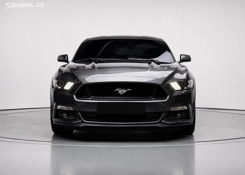 Ford Mustang GT 5.0 V8,310KW,AUT,DPH,EU, benzín - fotka 4