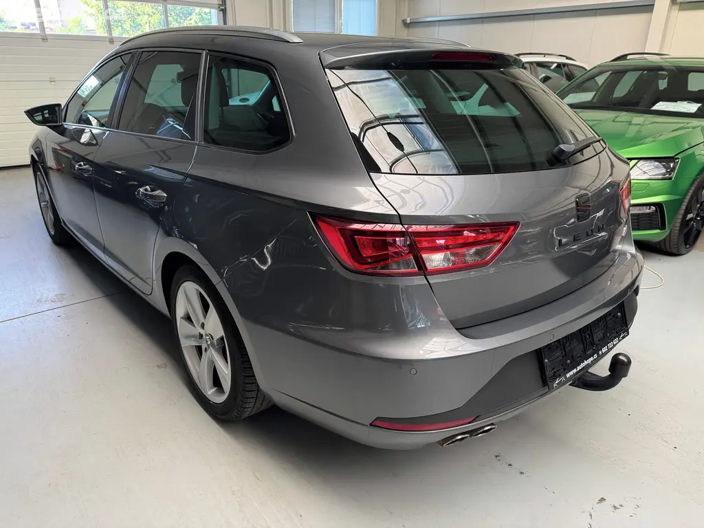 Seat Leon, ST combi 2.0 TDI DSG FR - fotka 4