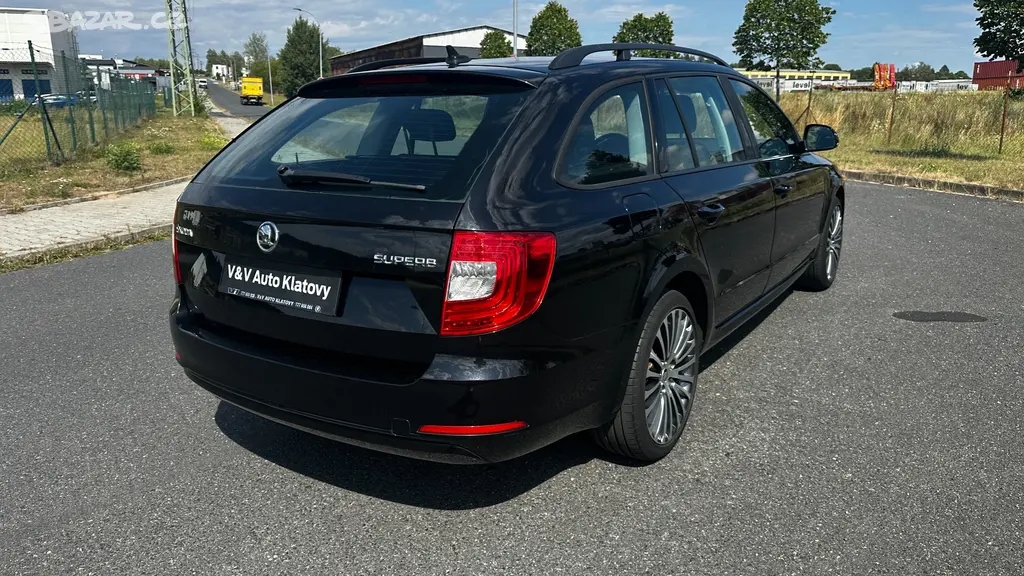 ŠKODA SUPERB 1.4 TSI - fotka 5