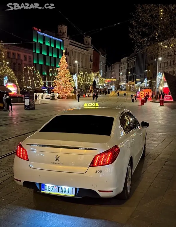 Peugeot 508 2.0 HDI Taxi - fotka 4