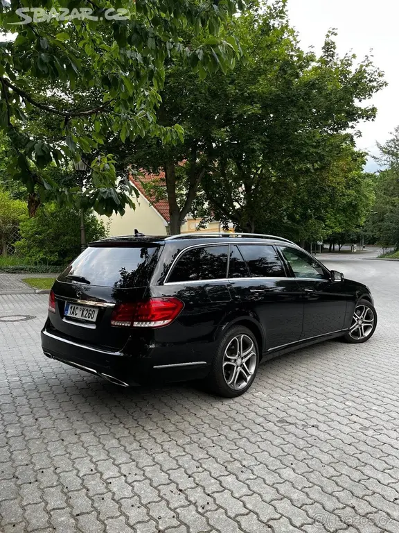 Mercedes-Benz Třídy E 2,2 E220cdi T - fotka 5