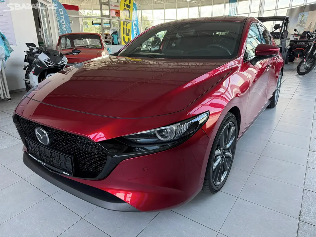 Mazda 3, SkyActiv-G 2.0 110kW 1.maj.DPH - fotka 3