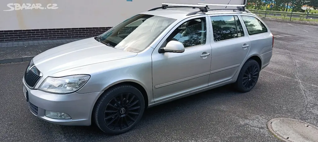 Octavia 2 combi - fotka 5