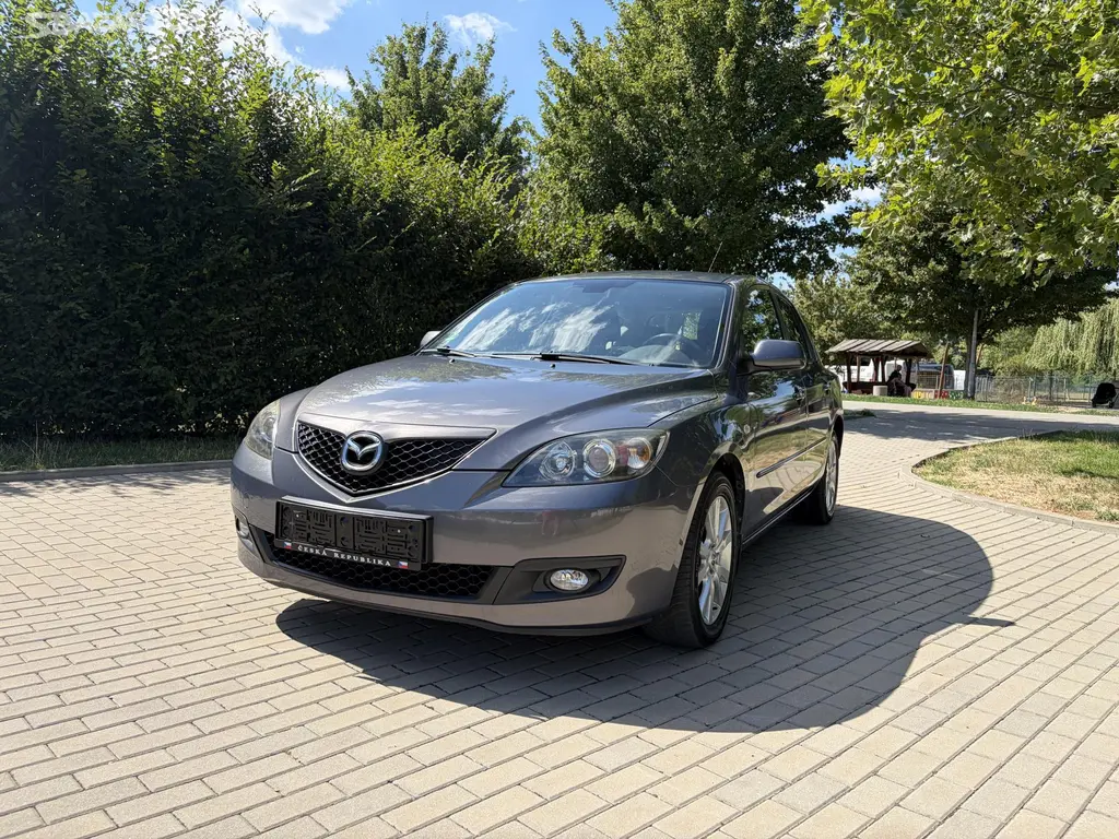 Mazda 3, 2.0 Sport Active - fotka 2