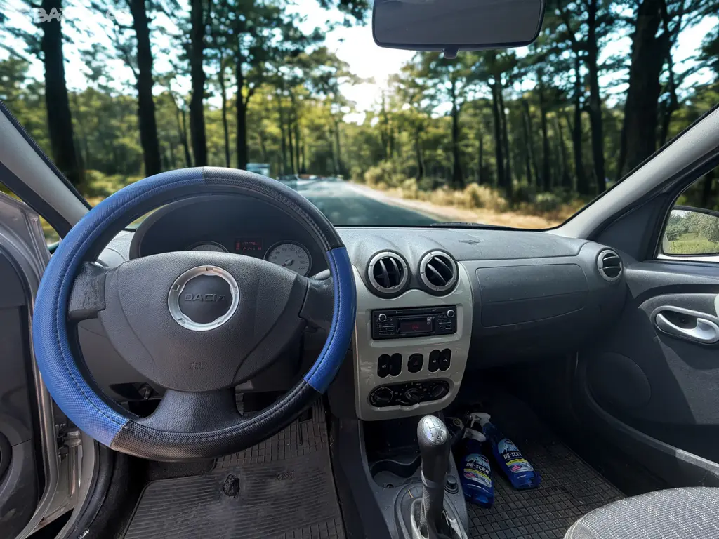 Dacia Logan kombi, 1.6 benzin, 2013 - fotka 5