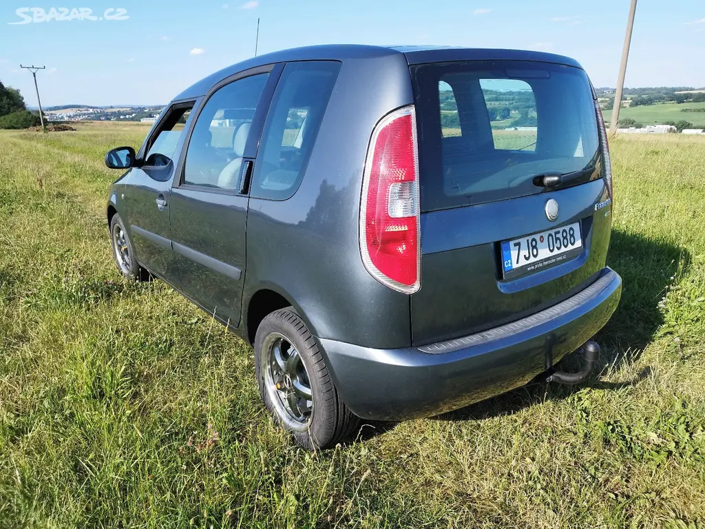 Škoda Roomster 1, 4 16v - fotka 6
