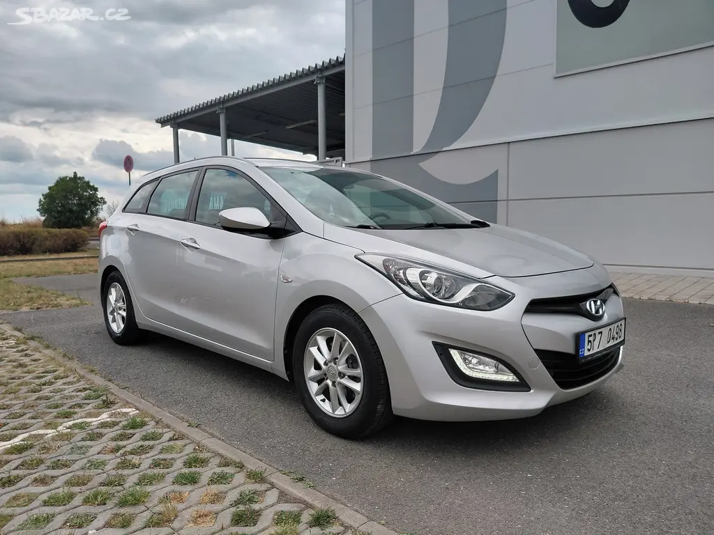 Hyundai i30, 1.6MPI 88KW 2.MAJ,VELMI PĚKNÉ