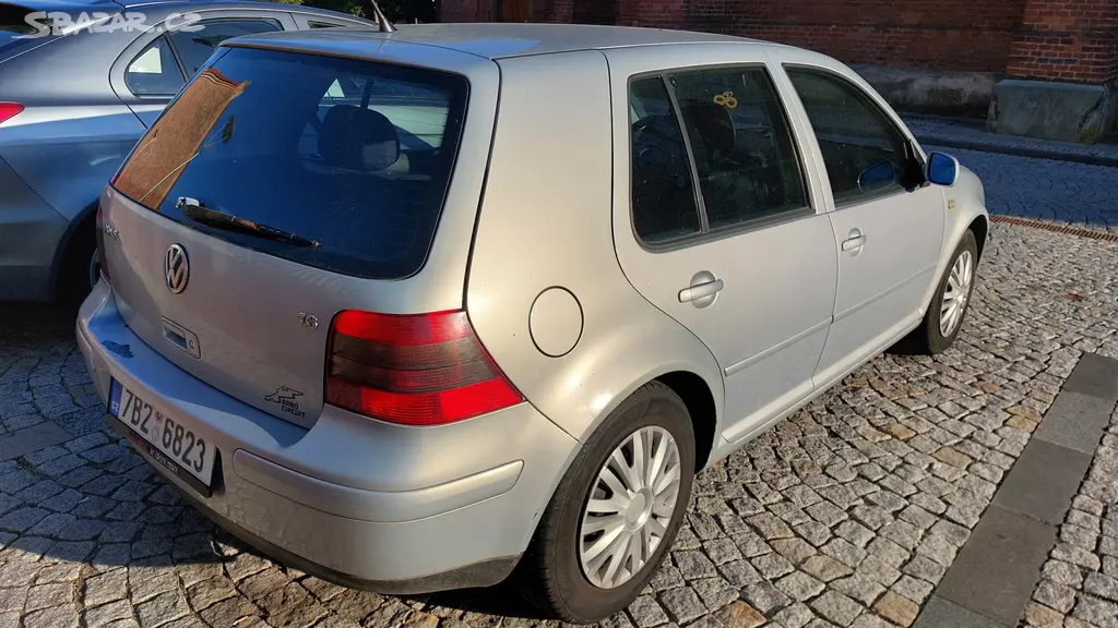 VW Golf 4 1.6 74kw AKL - fotka 4