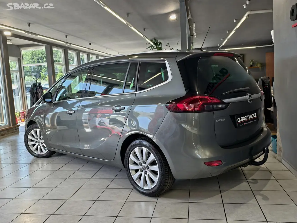 Opel Zafira, TOURER 1.4 TURBO 103kW LED, ČR - fotka 5