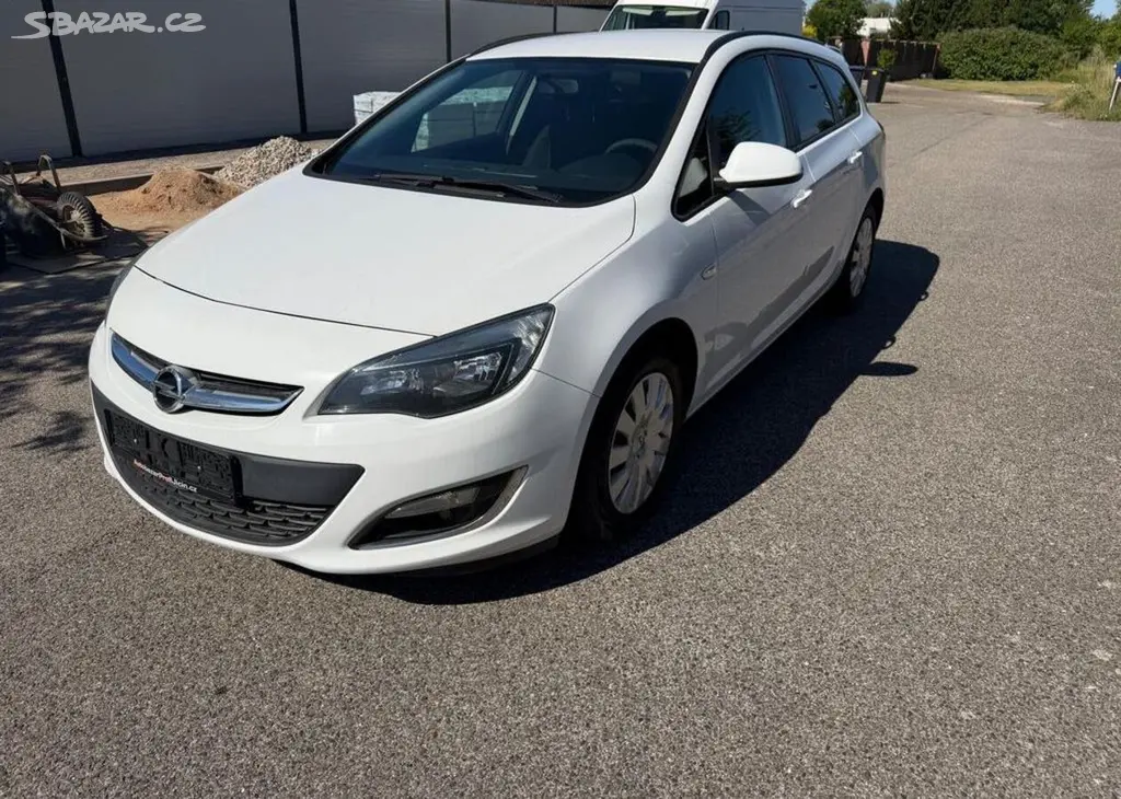 Opel Astra Sports 1,3CDTi /70kw Tažné nafta