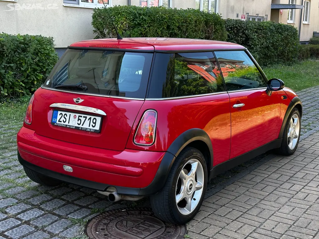 Mini Cooper One 1.6i ALU kola Klima - fotka 5