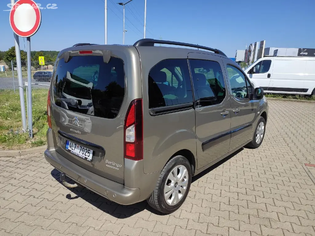 Citroën Berlingo, MULTISPACE EXCLUSIVE 1.6HDI TZ - fotka 4