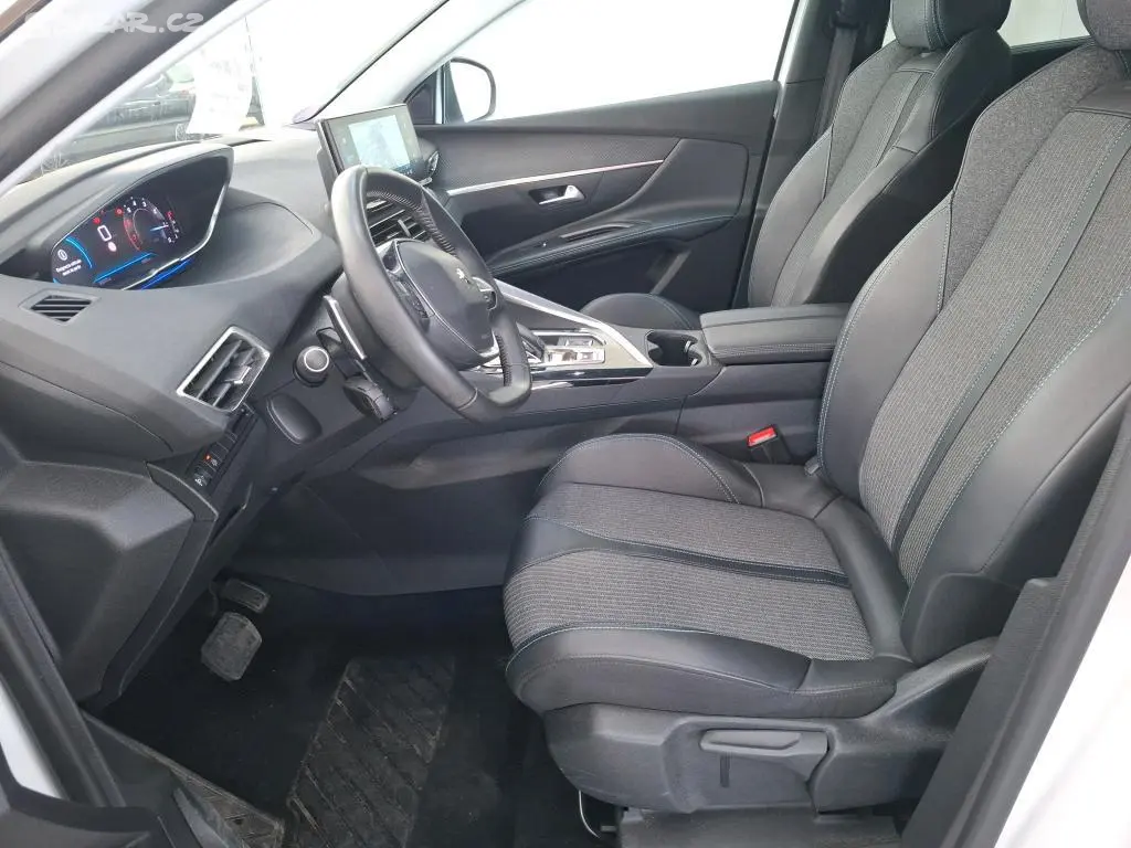 Peugeot 5008, 1,2PT EAT8 ALLURE - fotka 6