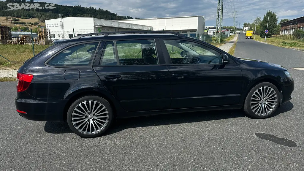 ŠKODA SUPERB 1.4 TSI - fotka 6