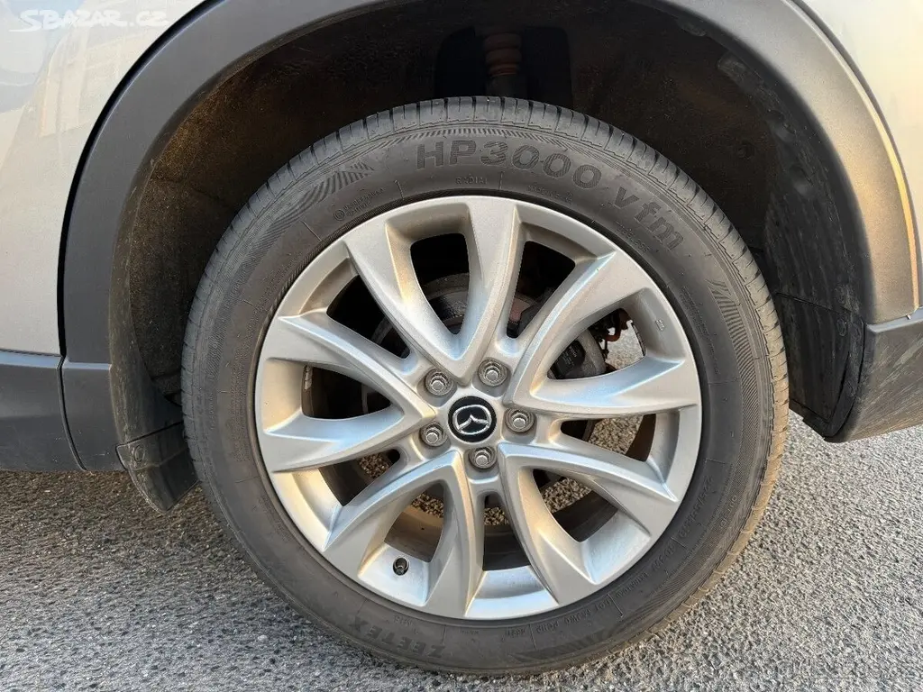 Mazda CX-5 2,2 - fotka 3