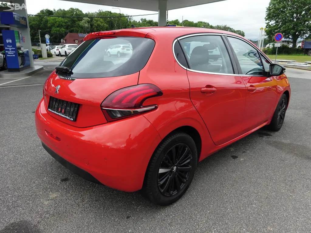 PEUGEOT 208 1.2 PURETECH, GARANCE KM - fotka 5