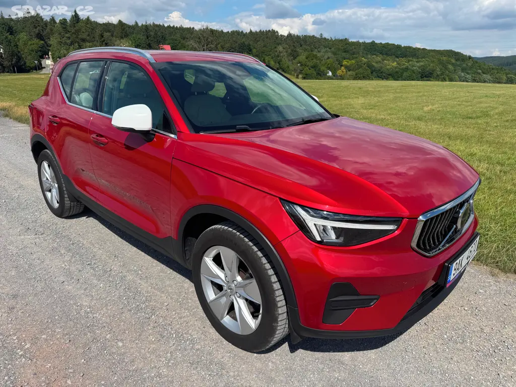 XC40 B4 BRIGHT+ 2.0 145kW ACC NAVI LED KAMERA ČR - fotka 2