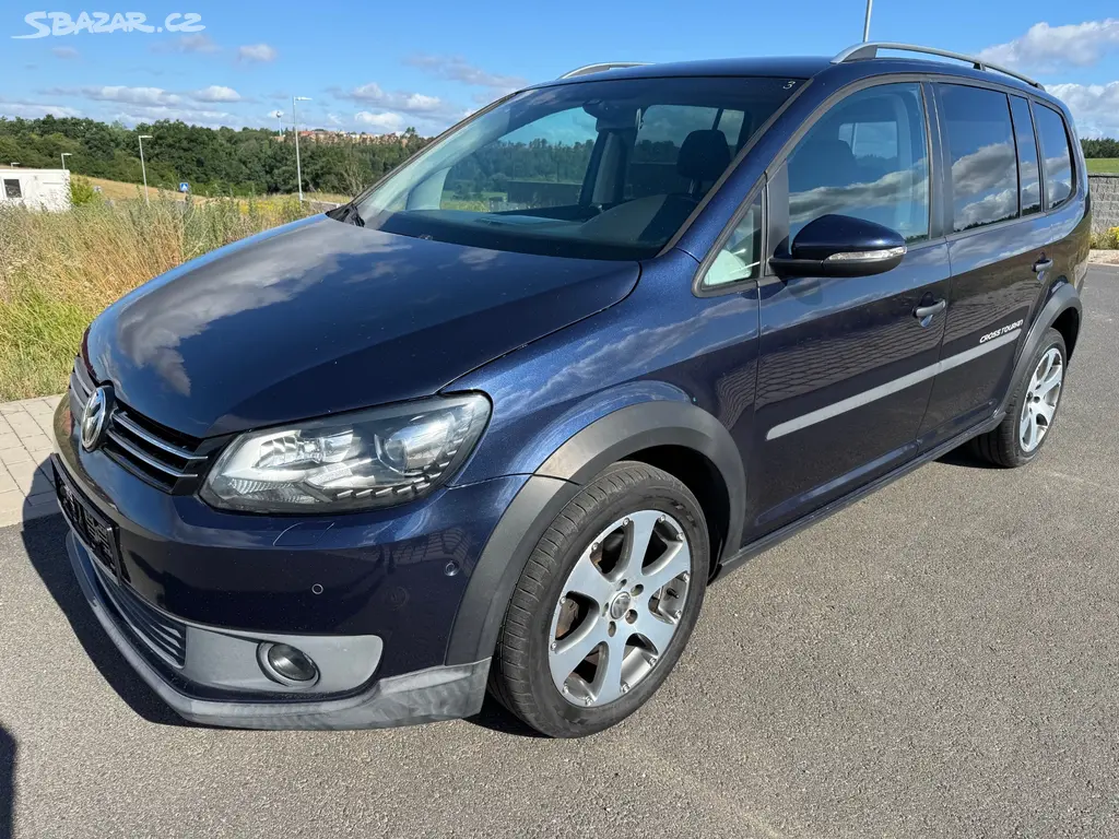 Volkswagen Touran Cross 2.0 TDI DSG