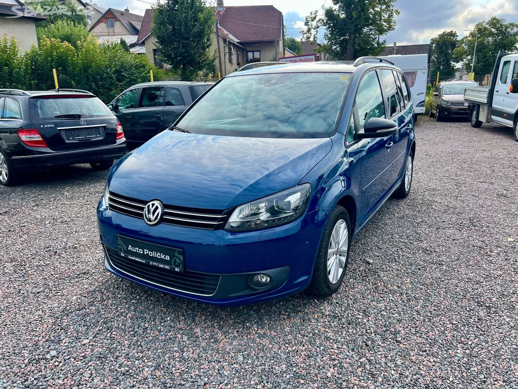 Volkswagen Touran 1.4TSI 103kW DSG PoServisu,Xenon