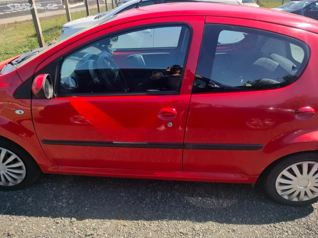 Citroën C1 1,0i - fotka 4