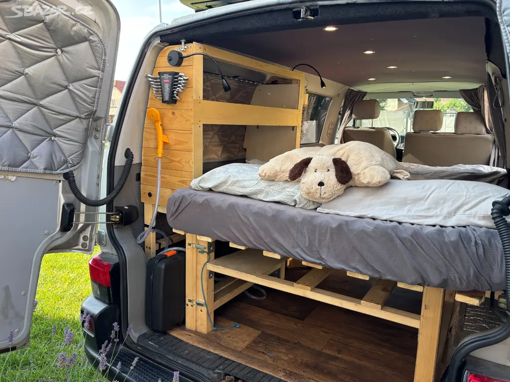 VW T4 Caravelle Long 2.5 TDI ACV Camper Vestavba - fotka 5