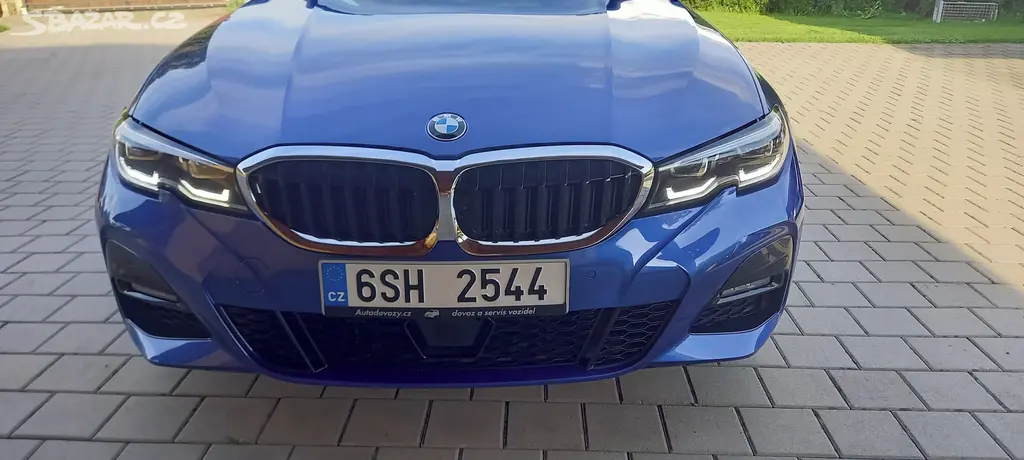 BMW 330xd Touring M-paket - fotka 4