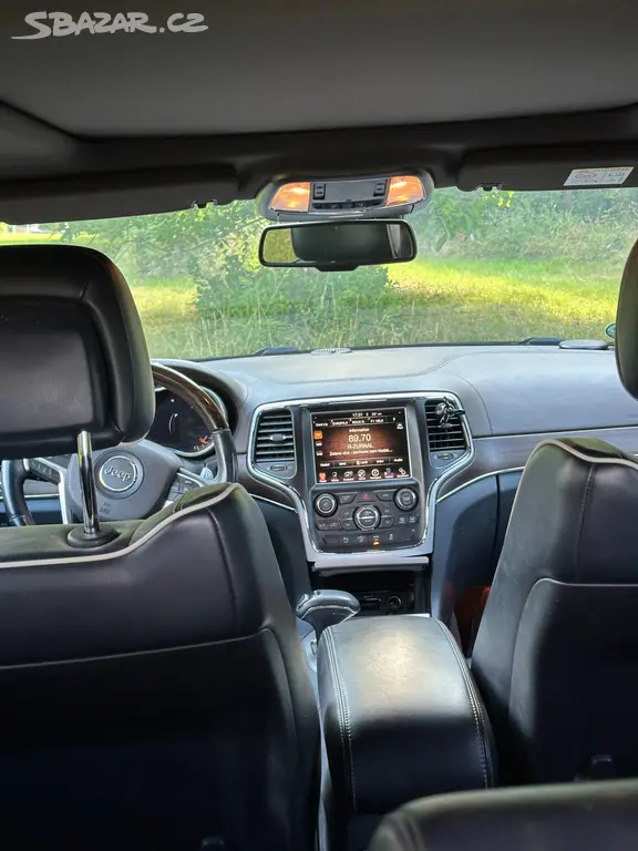 Jeep Grand Cherokee OVERLAND 3.0 V6 - původ ČR - fotka 3