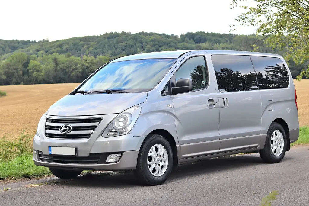 Hyundai H-1 2,5CRDi, 8 míst, 2014, CZ, 101.070 km