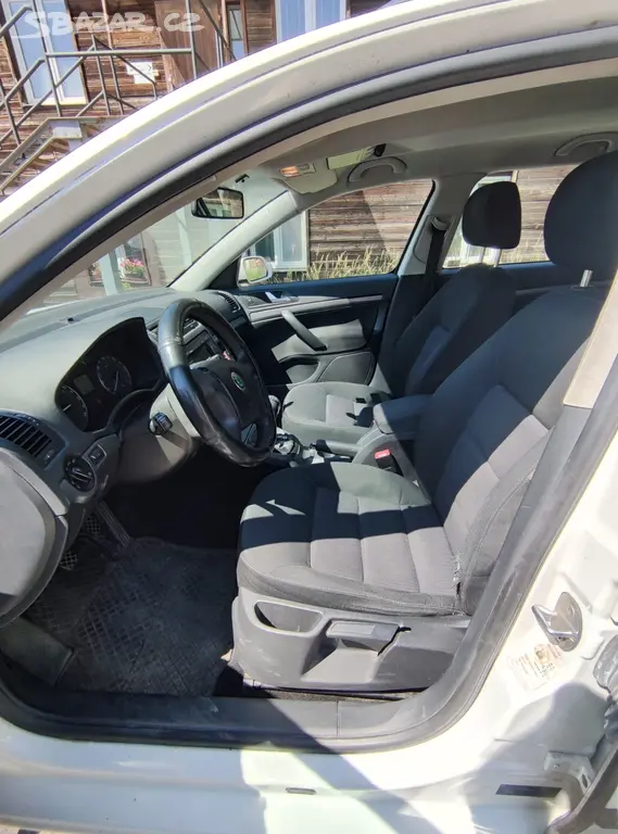 Škoda Octavia II Combi 1.9TDI 77Kw bez DPF - fotka 5