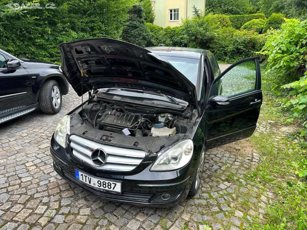Mercedes benz b 180