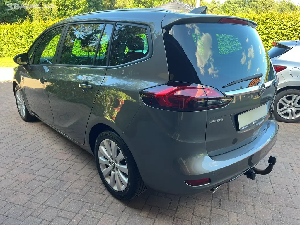 Opel Zafira 2.0 CDTi Full LED Navi Tažné Serviska - fotka 5