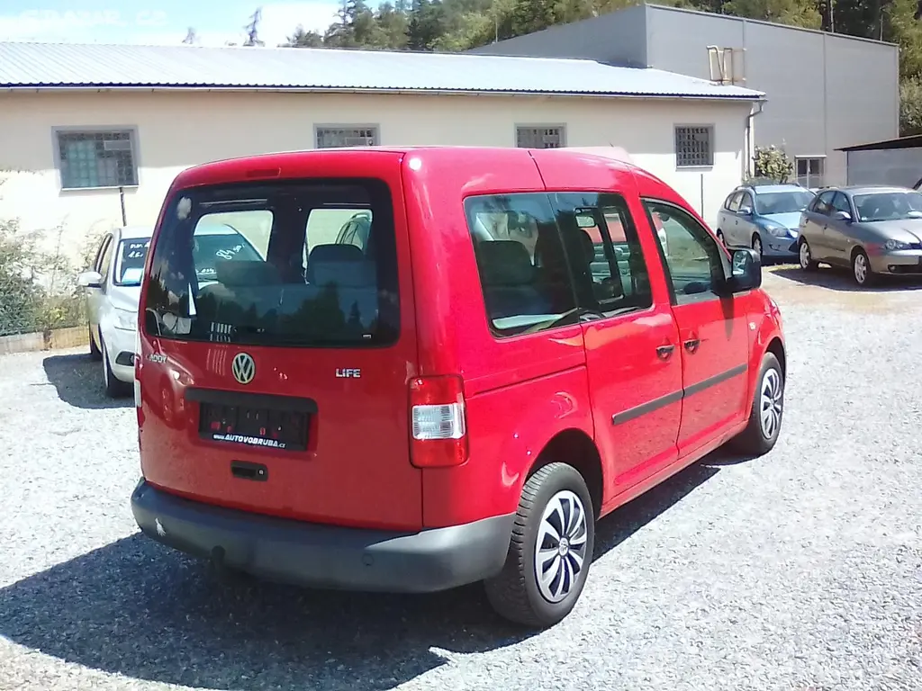Volkswagen Caddy, 1.4i 16V , 7.míst, závěs - fotka 5