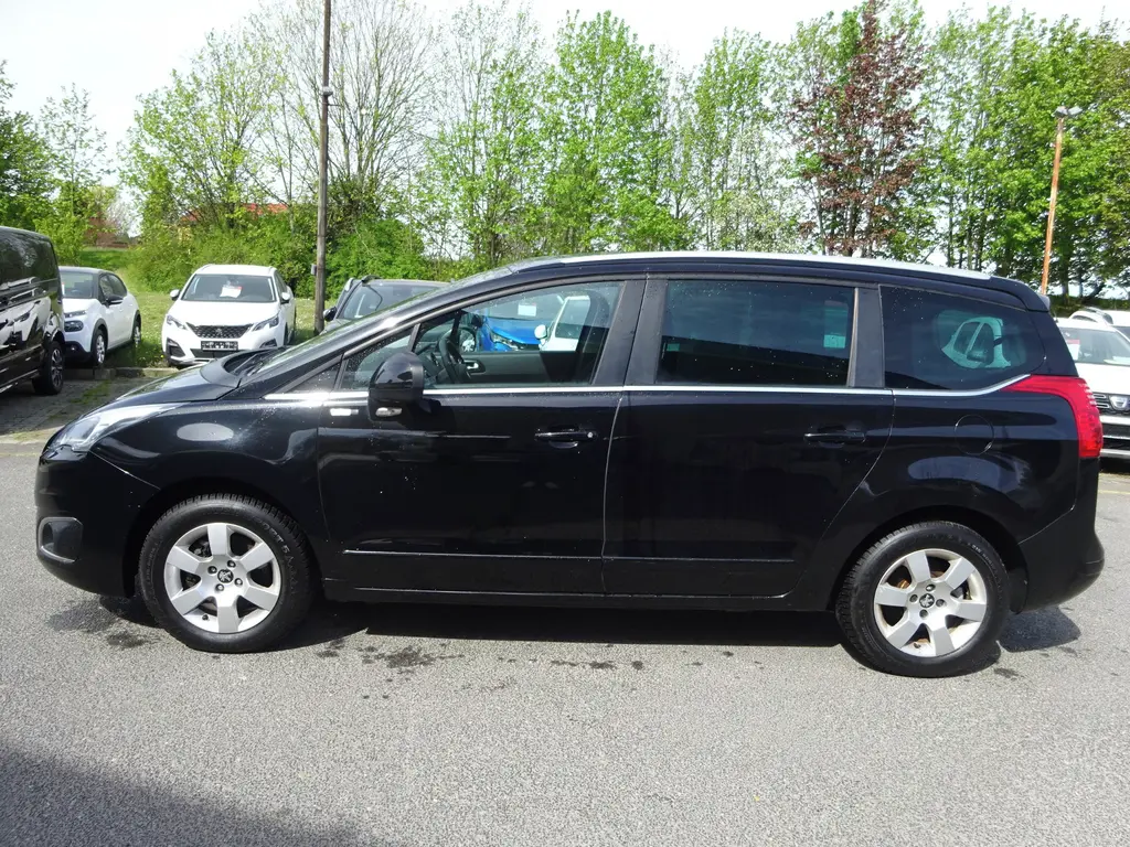 PEUGEOT 5008 1,6 BLUE HDI, GARANCE KM - fotka 4