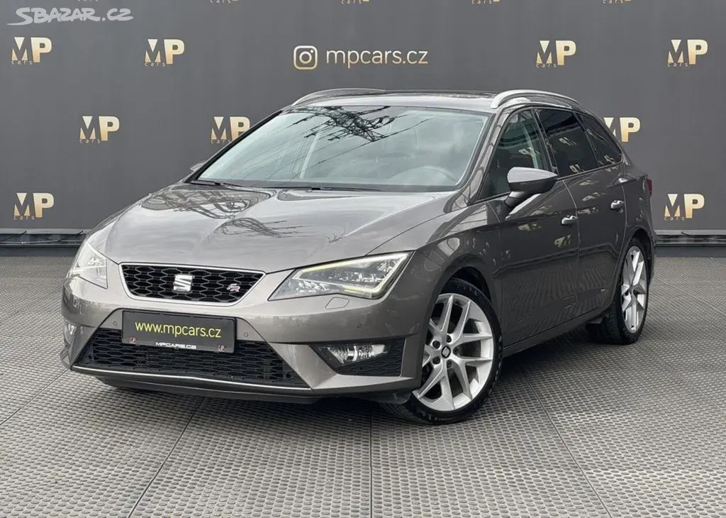 Seat Leon 1.4TSi 92kW MAN FR, PANO 1.Maj manuál