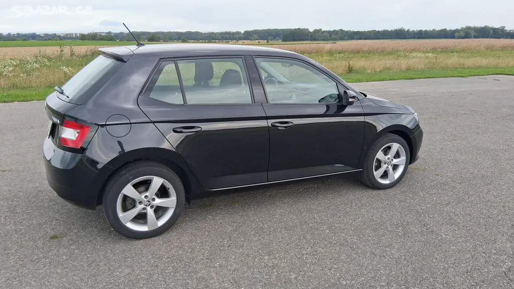 Škoda Fabia - fotka 3