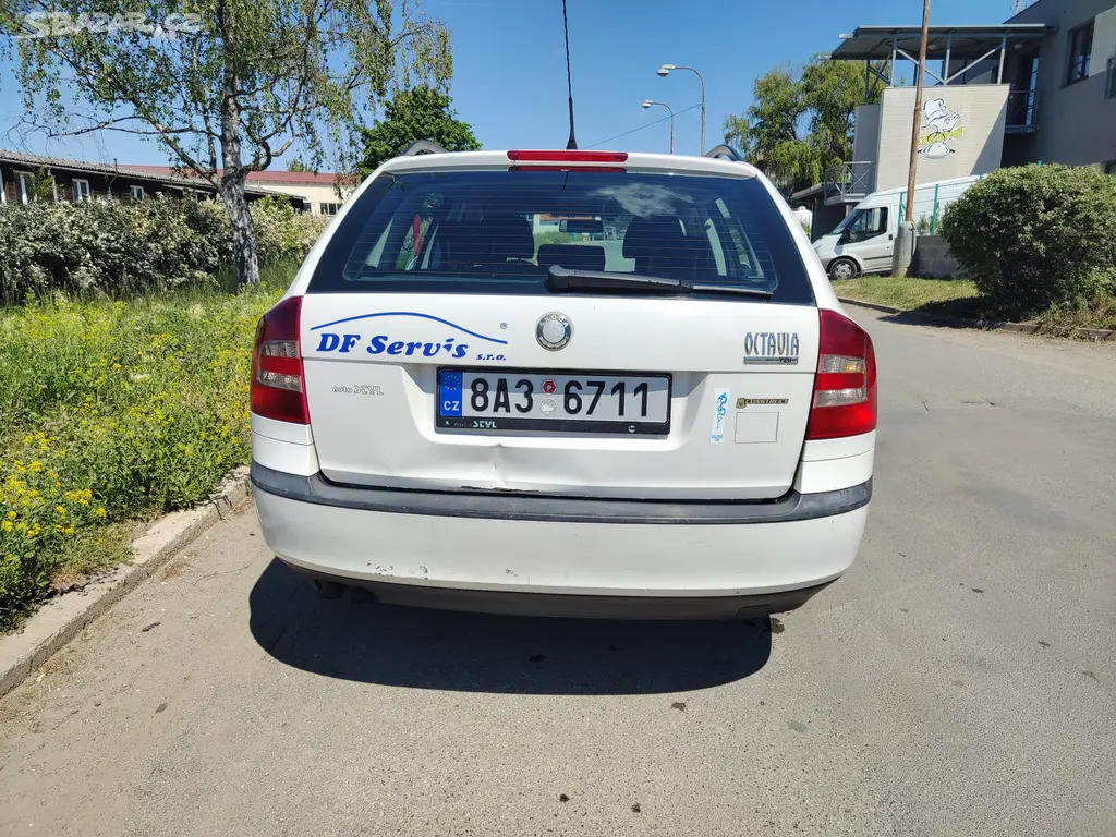 Škoda Octavia II Combi 1.9TDI 77Kw bez DPF - fotka 4
