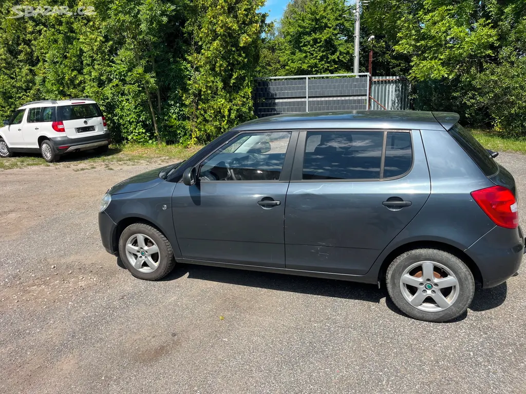 Škoda Fabia 2 1.2 htp 2010 - fotka 2