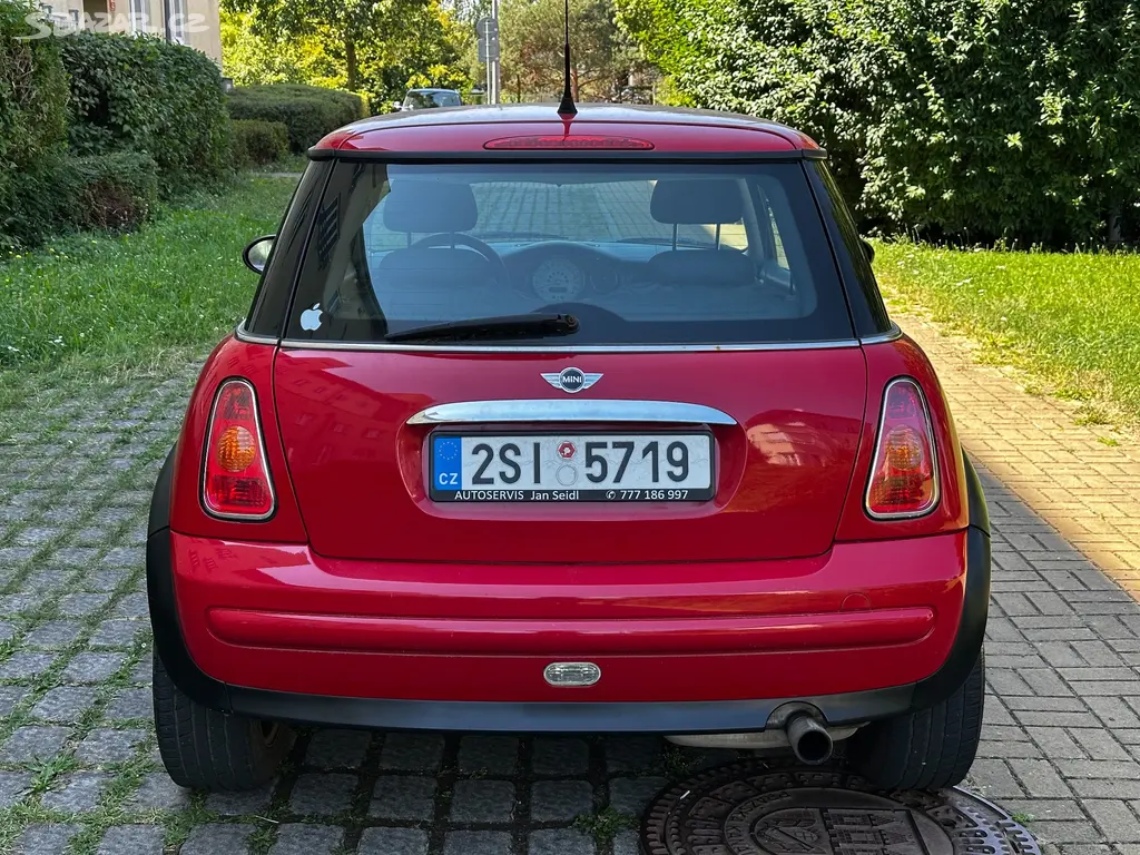 Mini Cooper One 1.6i ALU kola Klima - fotka 6