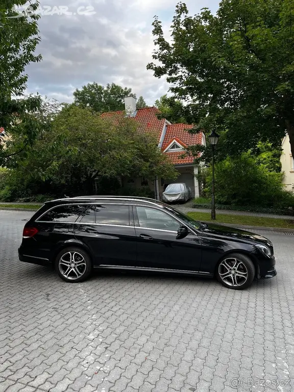 Mercedes-Benz Třídy E 2,2 E220cdi T - fotka 6