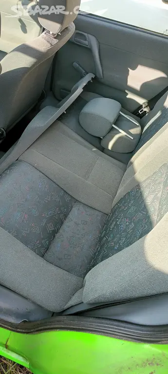 Škoda Felicia 1.6 kompletní, na díly-přestavbu - fotka 4