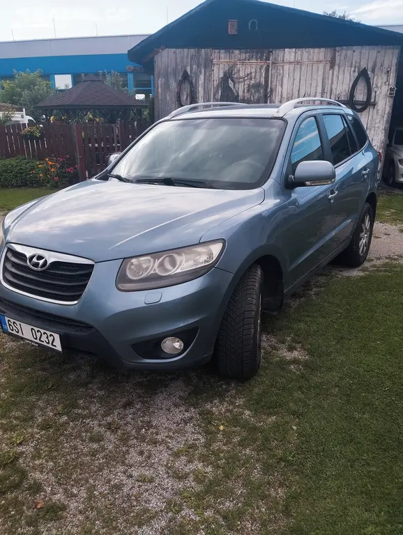 Prodám Hyundai Santa Fe 2,2 HDI