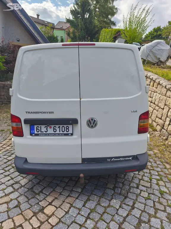 Volkswagen Transporter 1,9 TDi, 77 kw - fotka 4