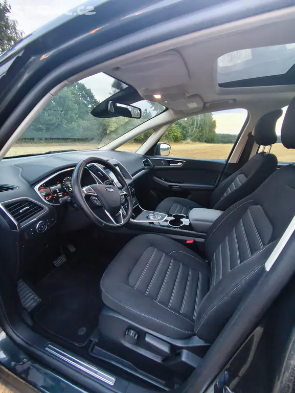 Ford Galaxy, 2.0 TDCi AWD 140KW 7 míst - fotka 5