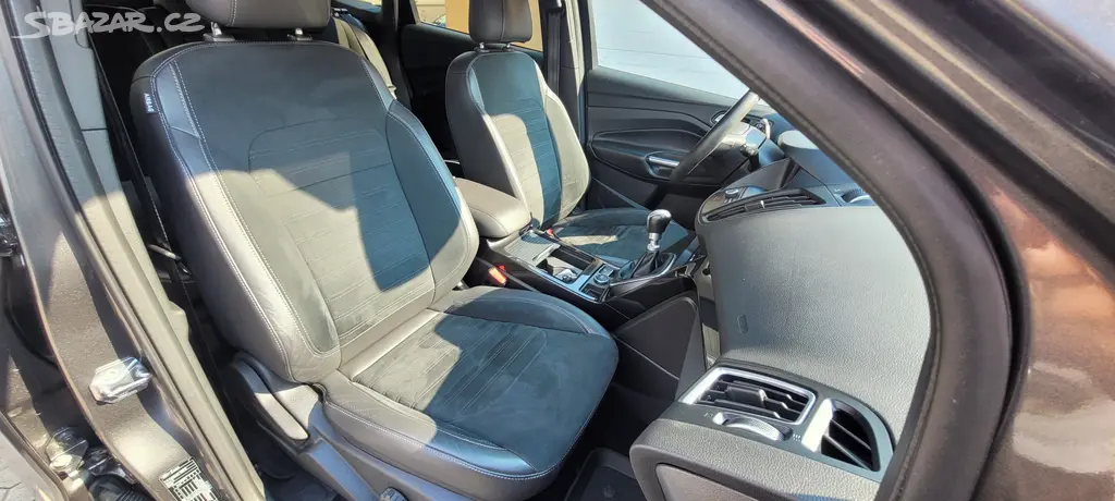 Ford Kuga 1,5 110kW benzín ST-Line Bi-Xenony - fotka 6