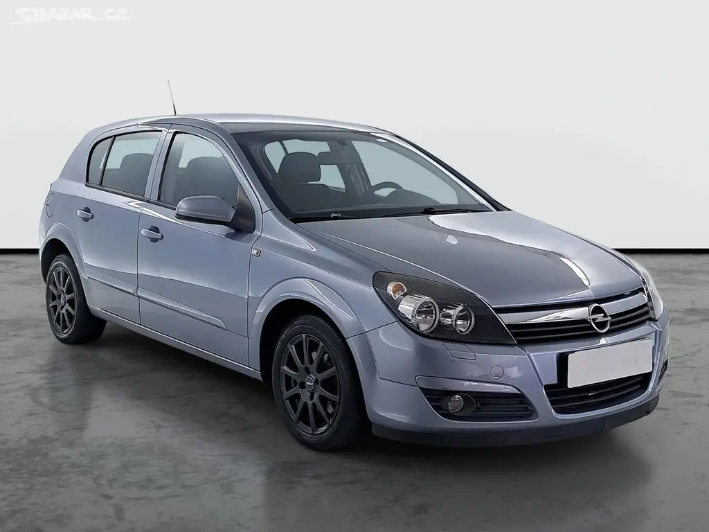 Opel Astra, 1.6 16V, rezervace