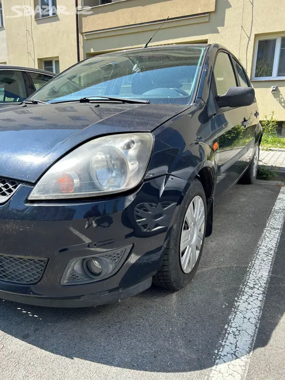 Ford Fiesta 1.3 benzín - fotka 2