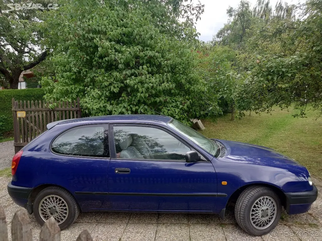 Toyota Corolla 1.4i - fotka 4