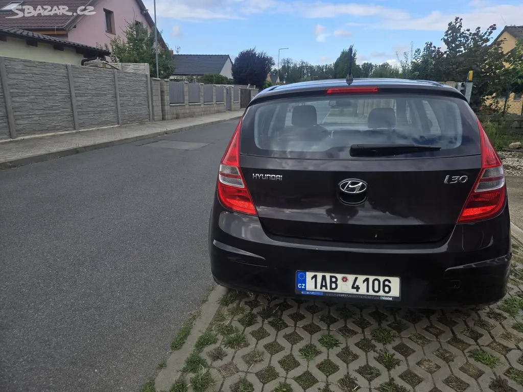 Auto - Hyundai I30 - fotka 5